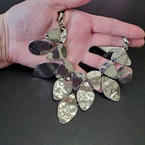 Catherines silver tone statement necklace